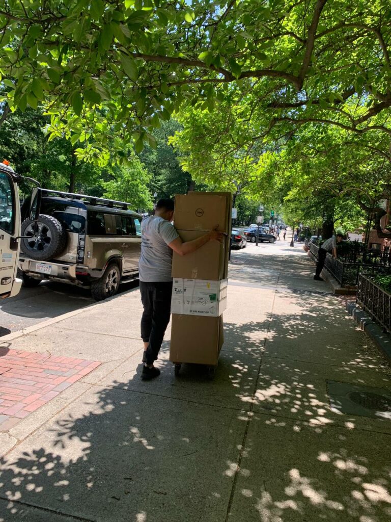 Local movers in Brookline